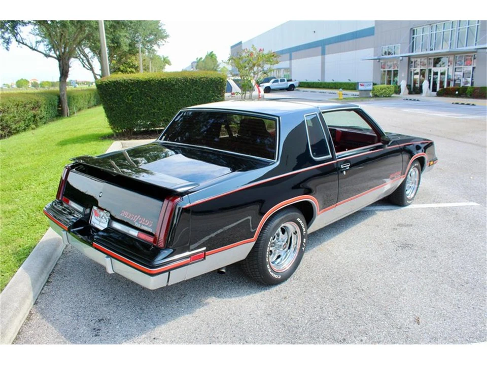 1983 Oldsmobile Cutlass 5th Gen - Image 15 of 31