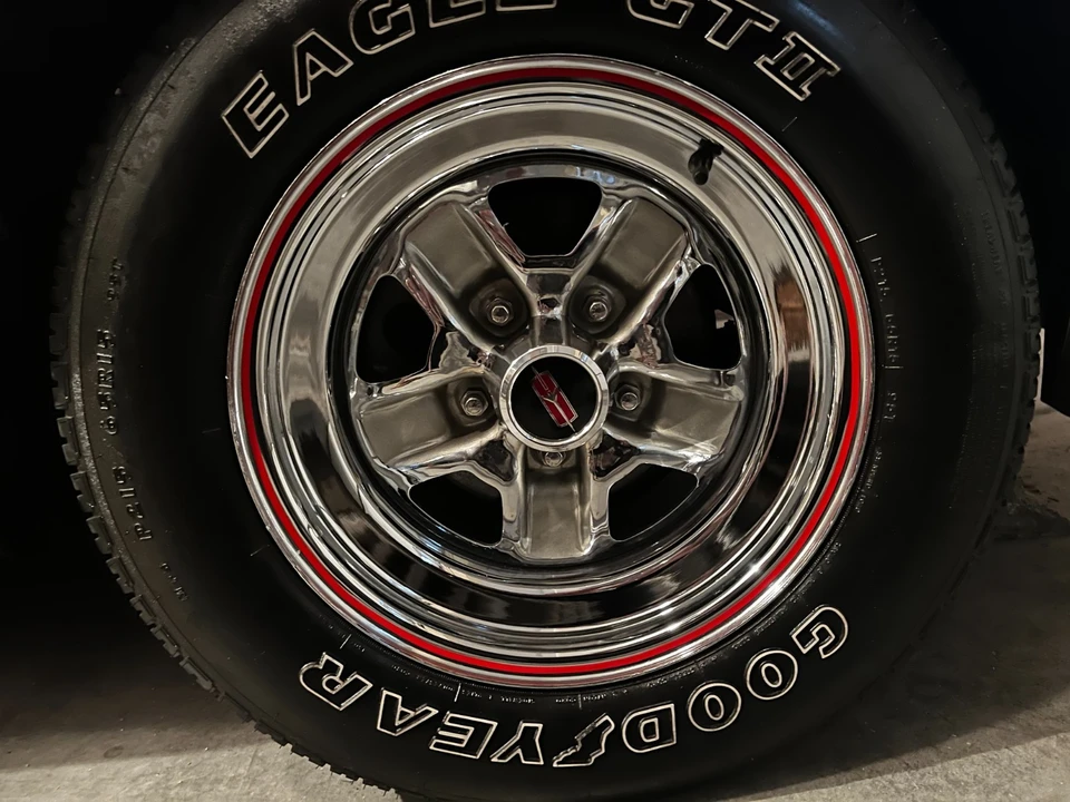 1983 Oldsmobile Cutlass 5th Gen - Image 17 of 21
