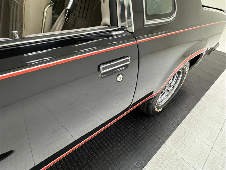 1983 Oldsmobile Cutlass 5th Gen - Image 18 of 31