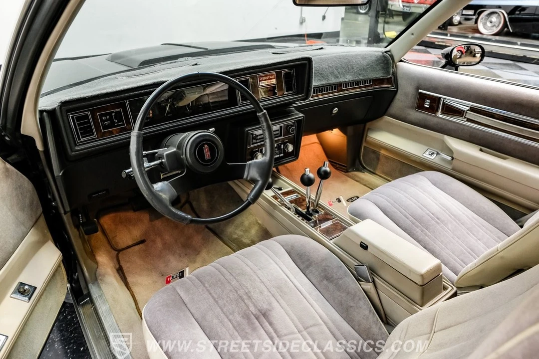 1983 Oldsmobile Hurst/Olds - Image 4 of 21