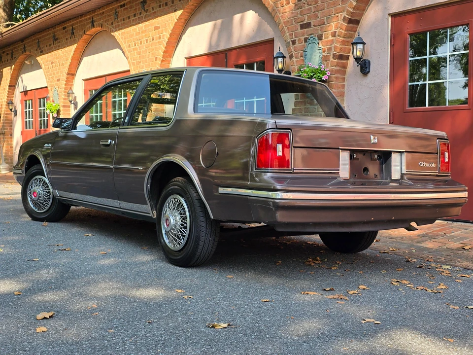 1983 Oldsmobile Cutlass Ciera - Image 14 of 31
