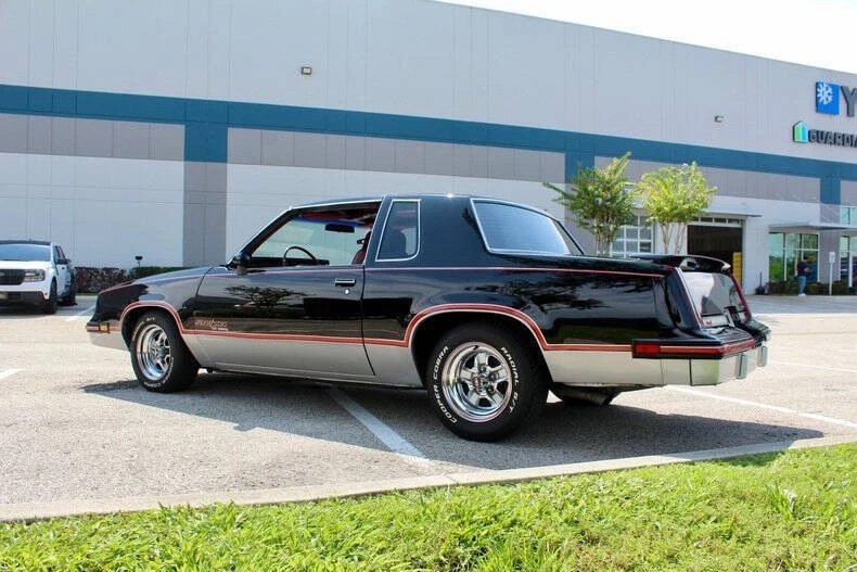 1983 Oldsmobile Cutlass 5th Gen - Image 11 of 31