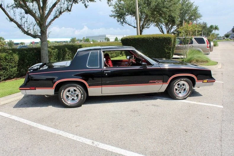 1983 Oldsmobile Cutlass 5th Gen - Image 17 of 31