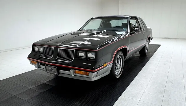 1983 Oldsmobile Cutlass Hurst/Olds 15th Anniversary 2 Door Hardtop