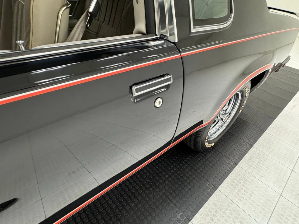 1983 Oldsmobile Hurst/Olds - Image 18 of 31