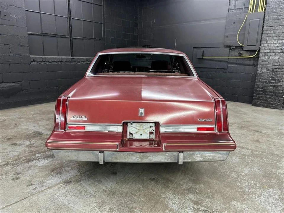 1983 Oldsmobile Cutlass 5th Gen - Image 5 of 15