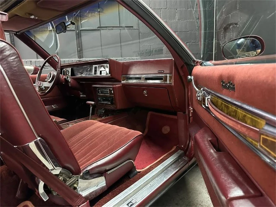 1983 Oldsmobile Cutlass 5th Gen - Image 8 of 15