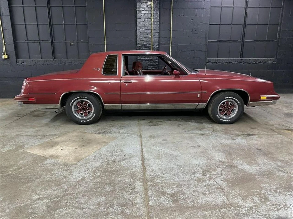 1983 Oldsmobile Cutlass 5th Gen - Image 3 of 15