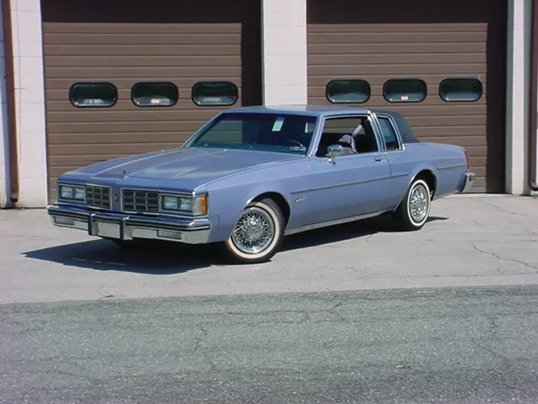 1983 Oldsmobile 88 - Image 2 of 2