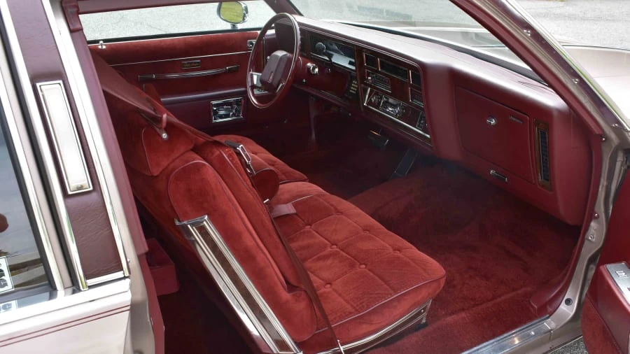 1983 Oldsmobile 88 - Image 5 of 8
