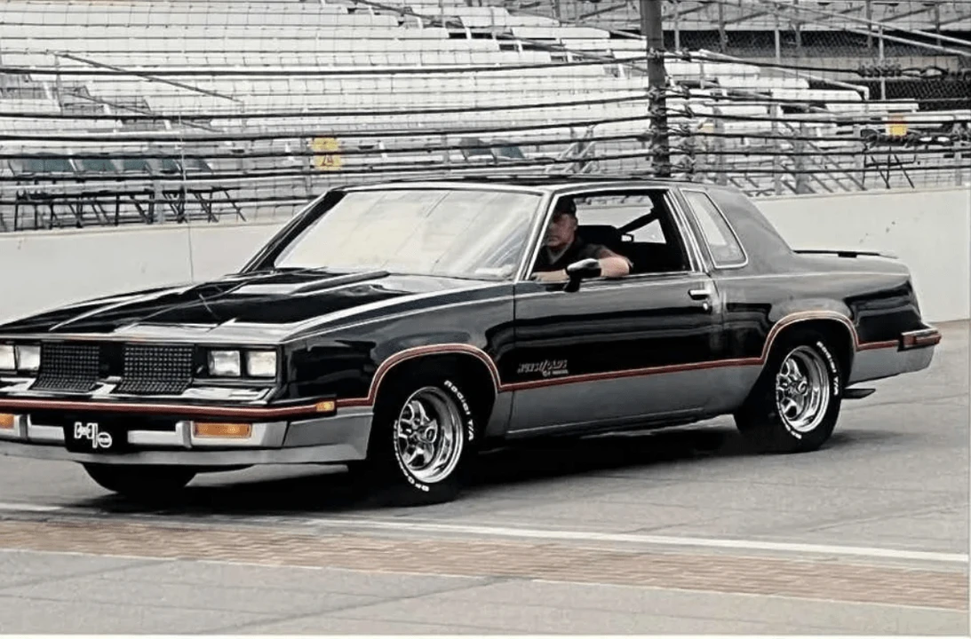 1983 Oldsmobile Hurst/Olds - Image 2 of 28