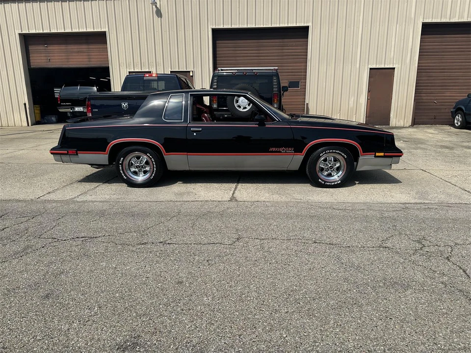 1983 Oldsmobile Hurst/Olds - Image 4 of 24