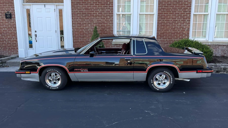 1983 Oldsmobile Hurst/Olds - Image 2 of 10