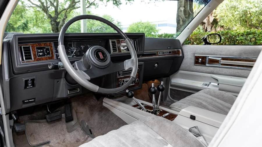1983 Oldsmobile Hurst/Olds - Image 4 of 31