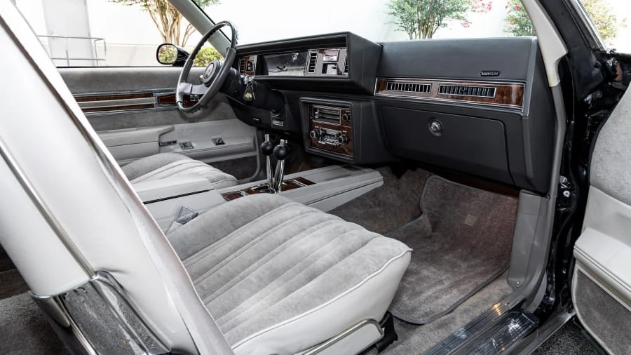 1983 Oldsmobile Hurst/Olds - Image 30 of 31