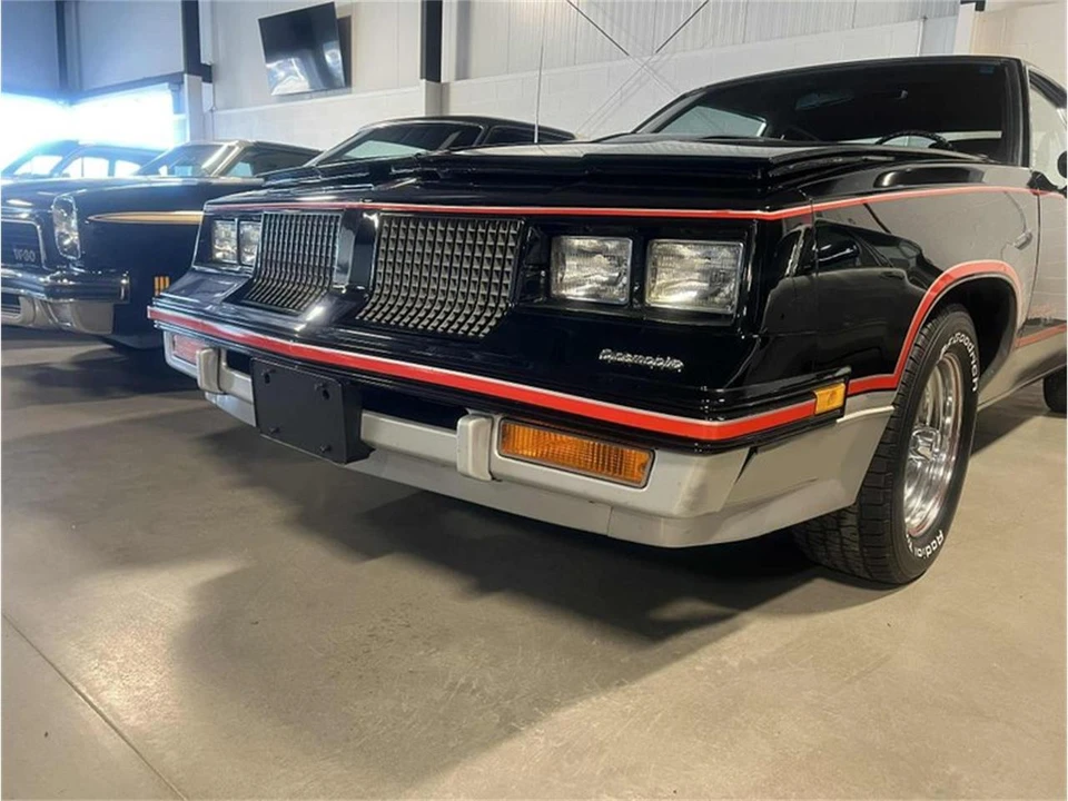 1983 Oldsmobile Hurst/Olds - Image 2 of 24