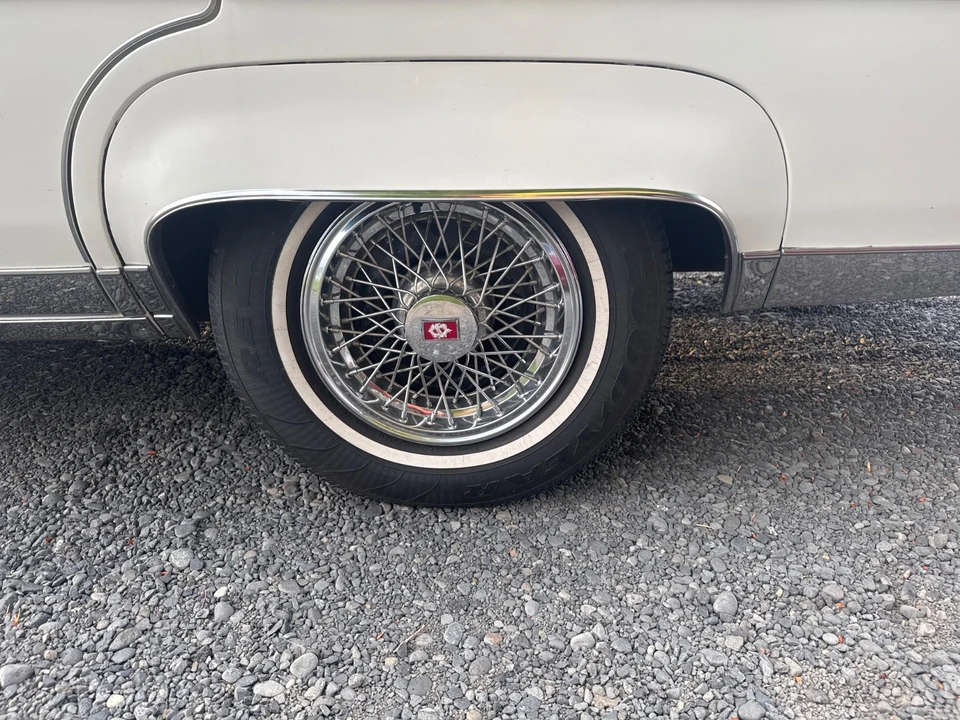 1983 Oldsmobile 98 - Image 23 of 31