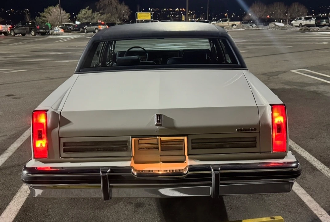 1983 Oldsmobile 98 - Image 5 of 31