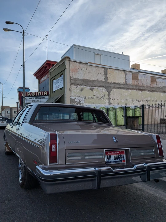 1983 Oldsmobile 98 - Image 15 of 26