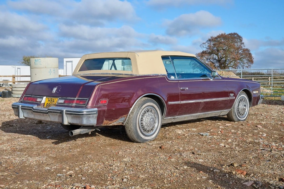 1983 Oldsmobile Toronado - Image 6 of 30