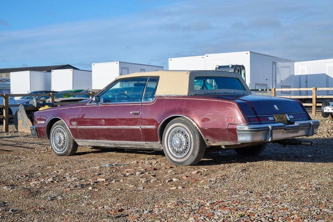 1983 Oldsmobile Toronado - Image 9 of 30