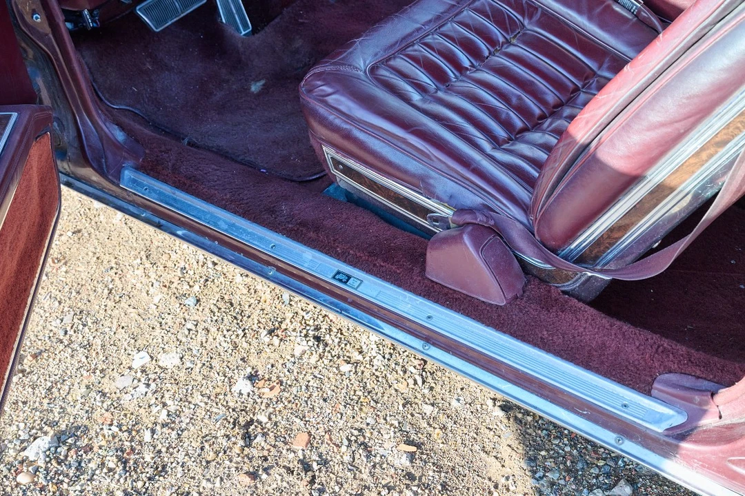 1983 Oldsmobile Toronado - Image 27 of 30