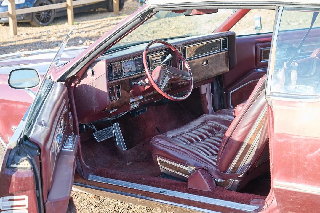 1983 Oldsmobile Toronado - Image 19 of 30