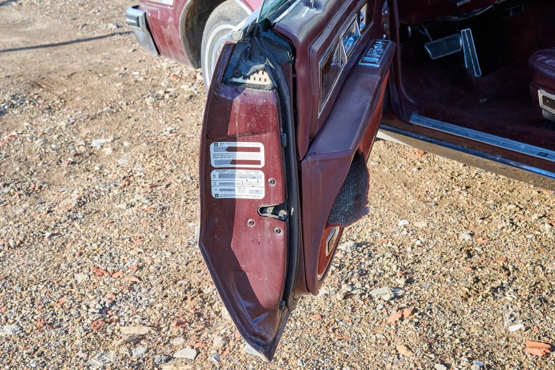 1983 Oldsmobile Toronado - Image 29 of 30