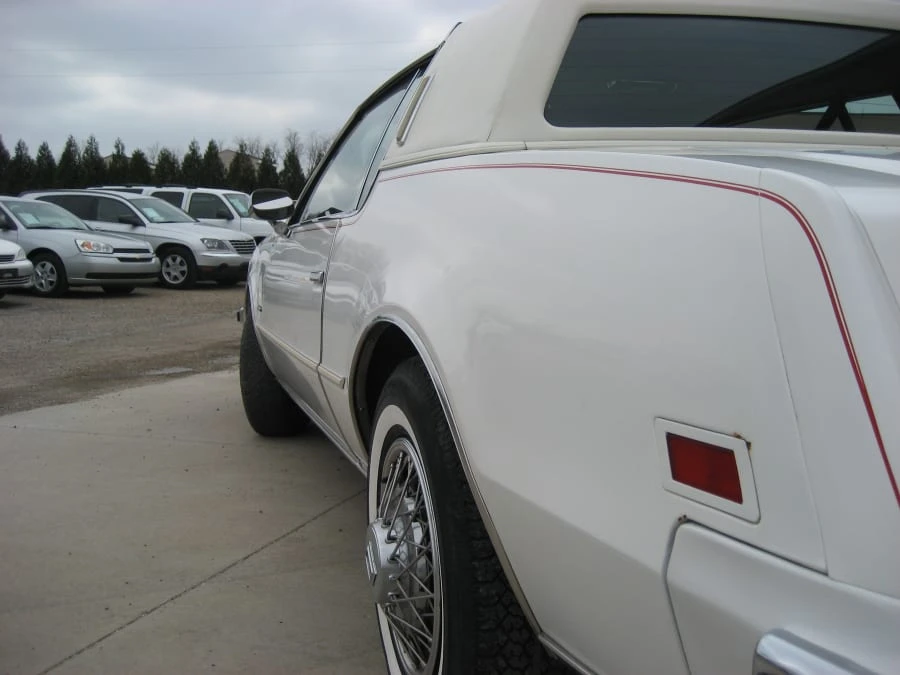 1983 Oldsmobile Toronado - Image 3 of 7