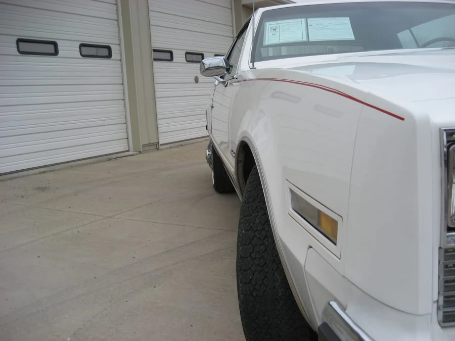 1983 Oldsmobile Toronado - Image 6 of 7