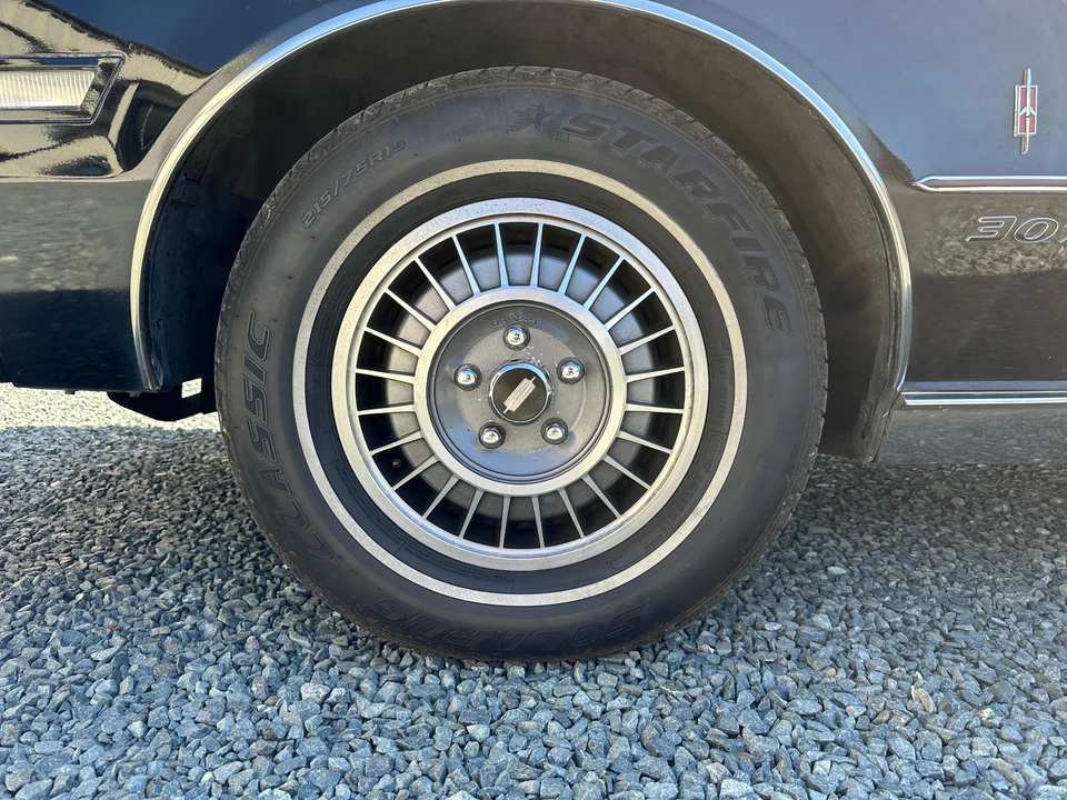 1983 Oldsmobile Toronado - Image 28 of 31