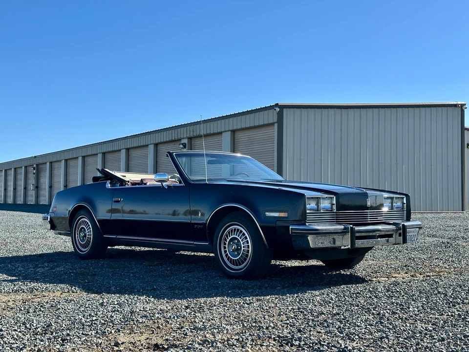 1983 Oldsmobile Toronado - Image 16 of 31