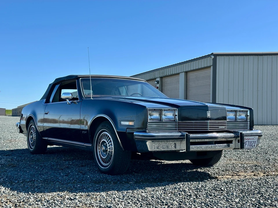 1983 Oldsmobile Toronado - Image 24 of 31