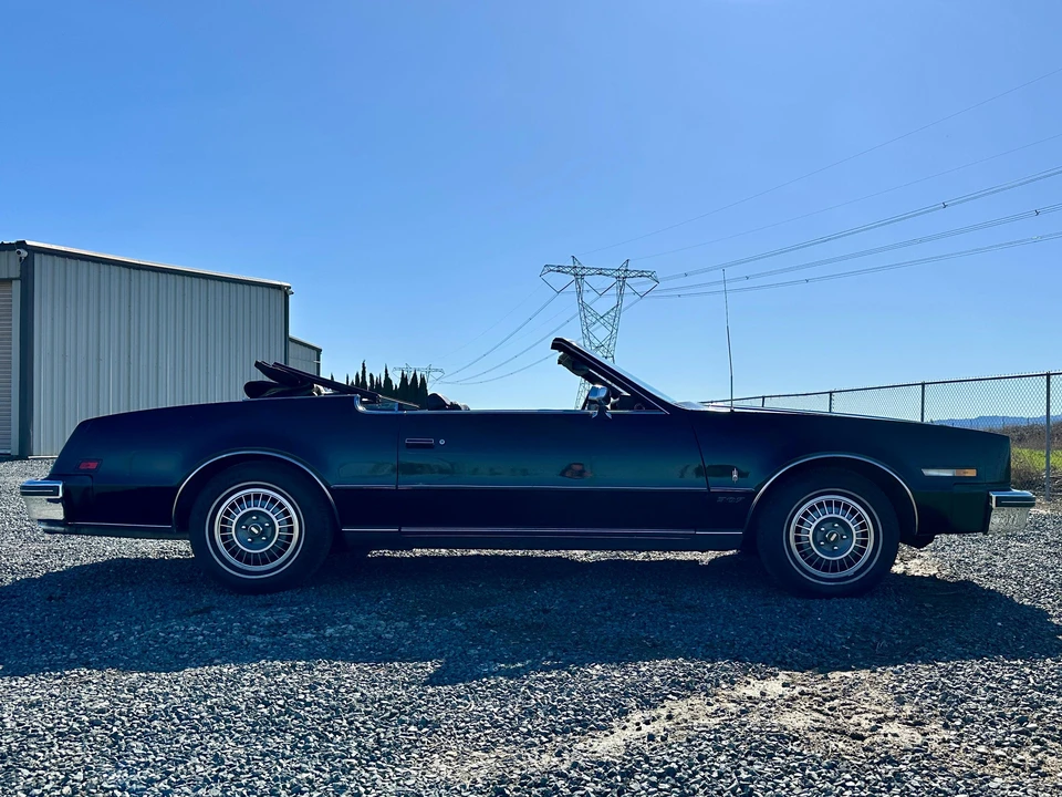 1983 Oldsmobile Toronado - Image 15 of 31