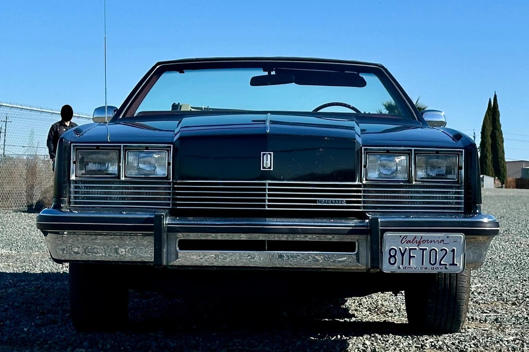 1983 Oldsmobile Toronado - Image 6 of 31