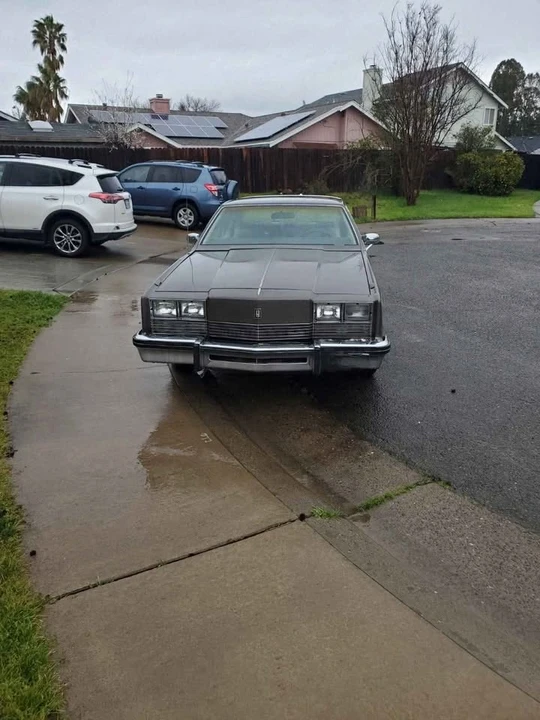 1983 Oldsmobile Toronado - Image 2 of 4