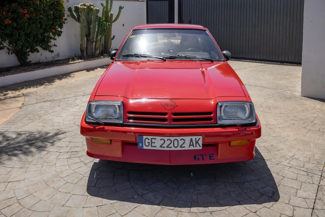 1983 Opel - Image 3 of 31