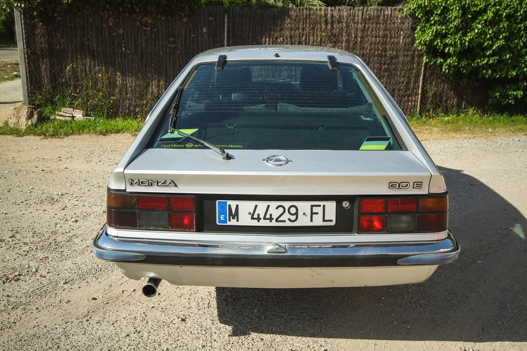 1983 Opel - Image 5 of 31