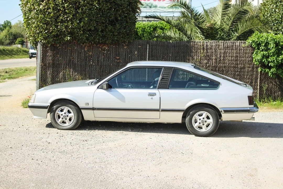 1983 Opel - Image 12 of 31