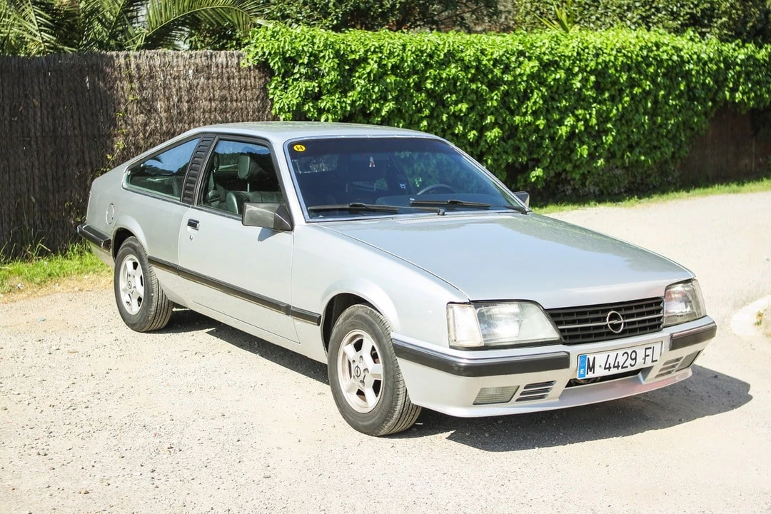 1983 Opel - Image 9 of 31