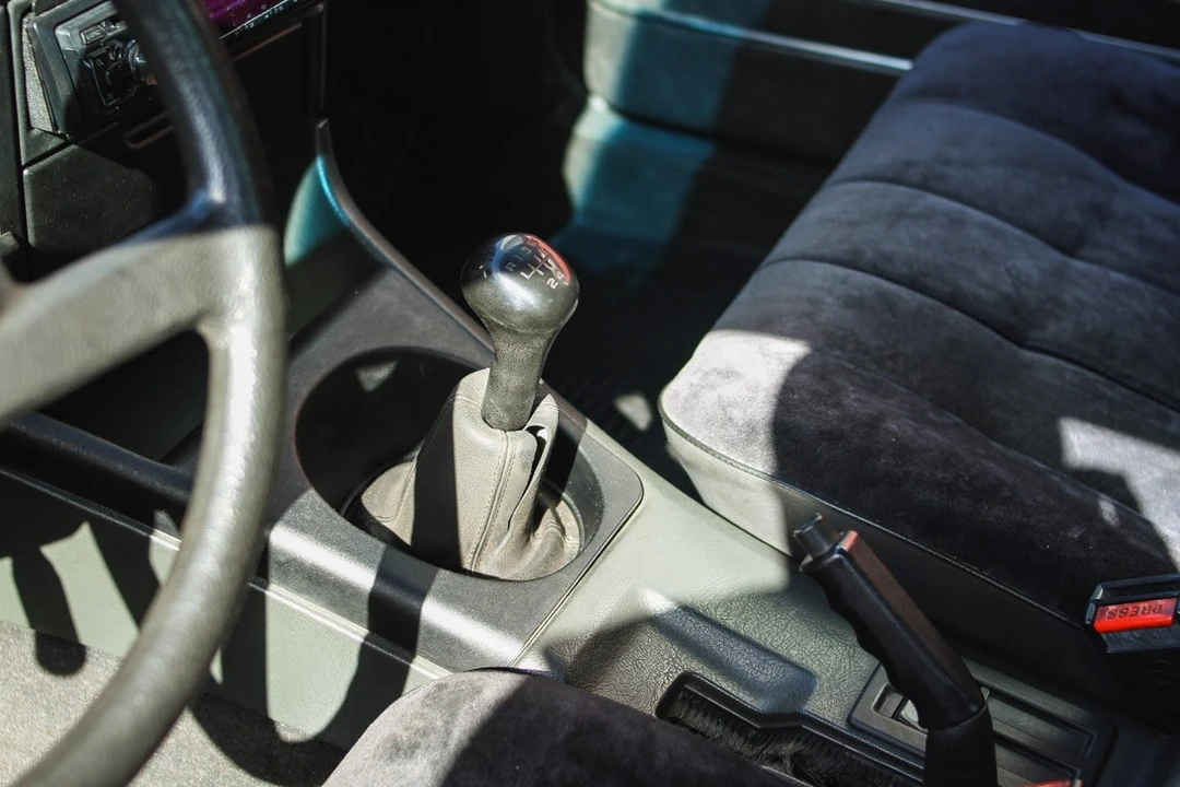 1983 Opel - Image 15 of 31