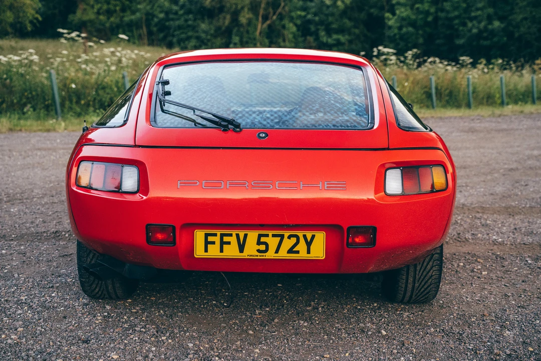 1983 Porsche 928 S - Image 10 of 31