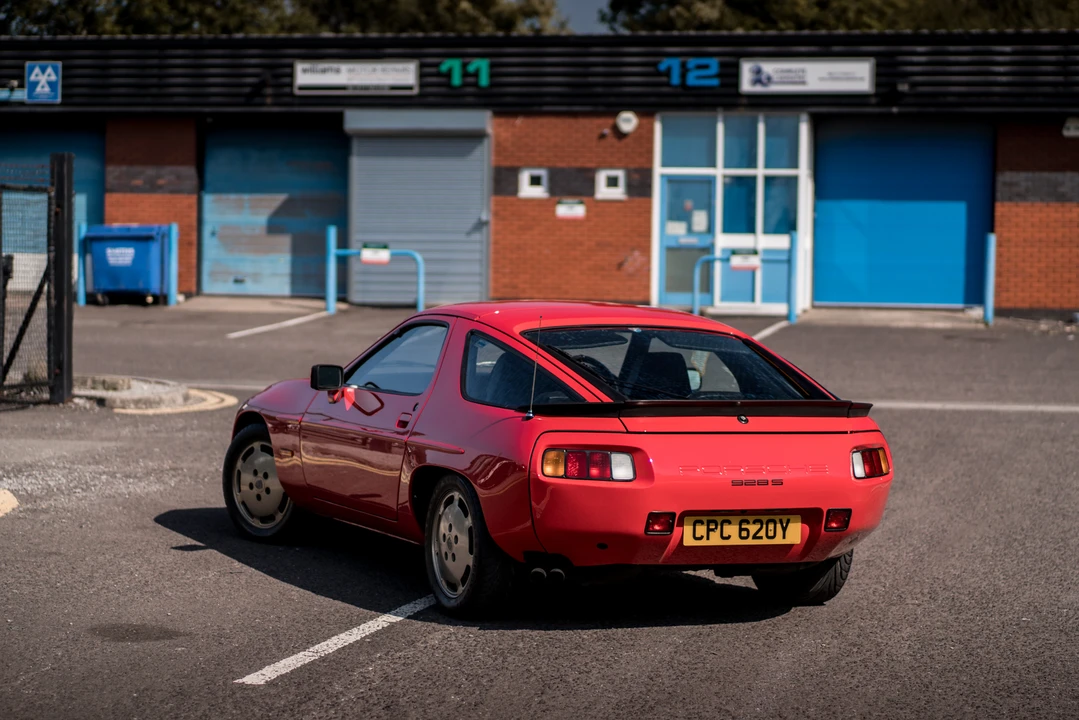 1983 Porsche 928 S - Image 8 of 31