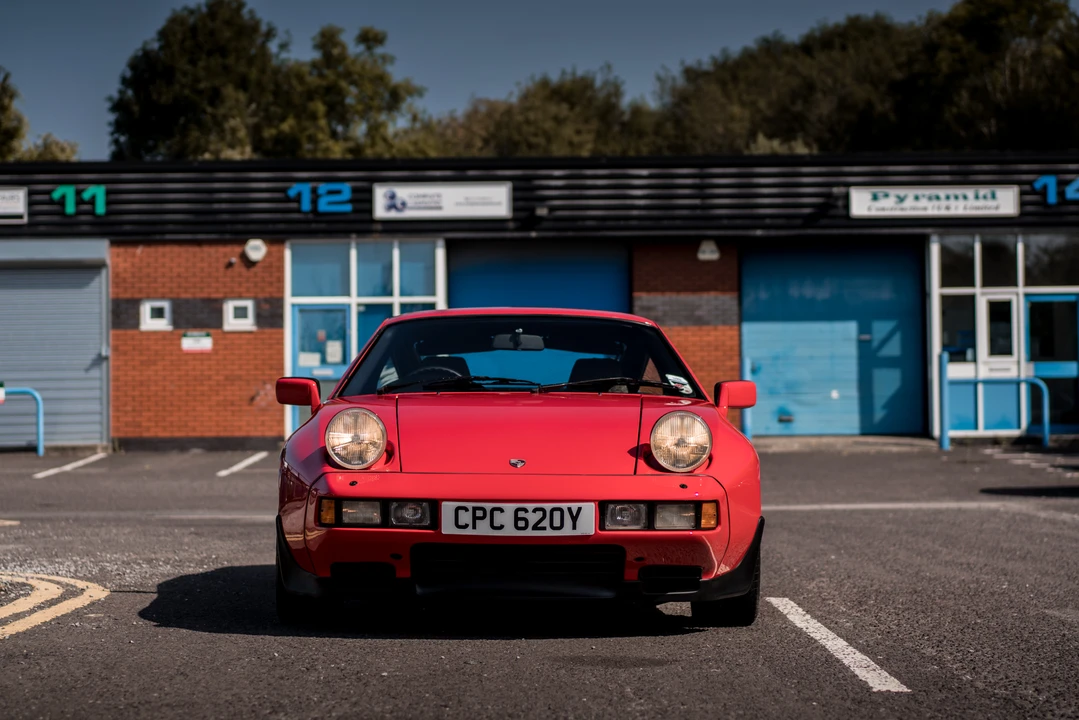 1983 Porsche 928 S - Image 11 of 31
