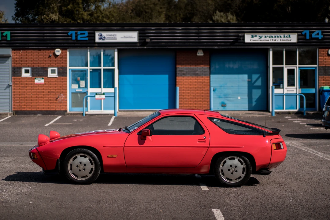 1983 Porsche 928 S - Image 17 of 31