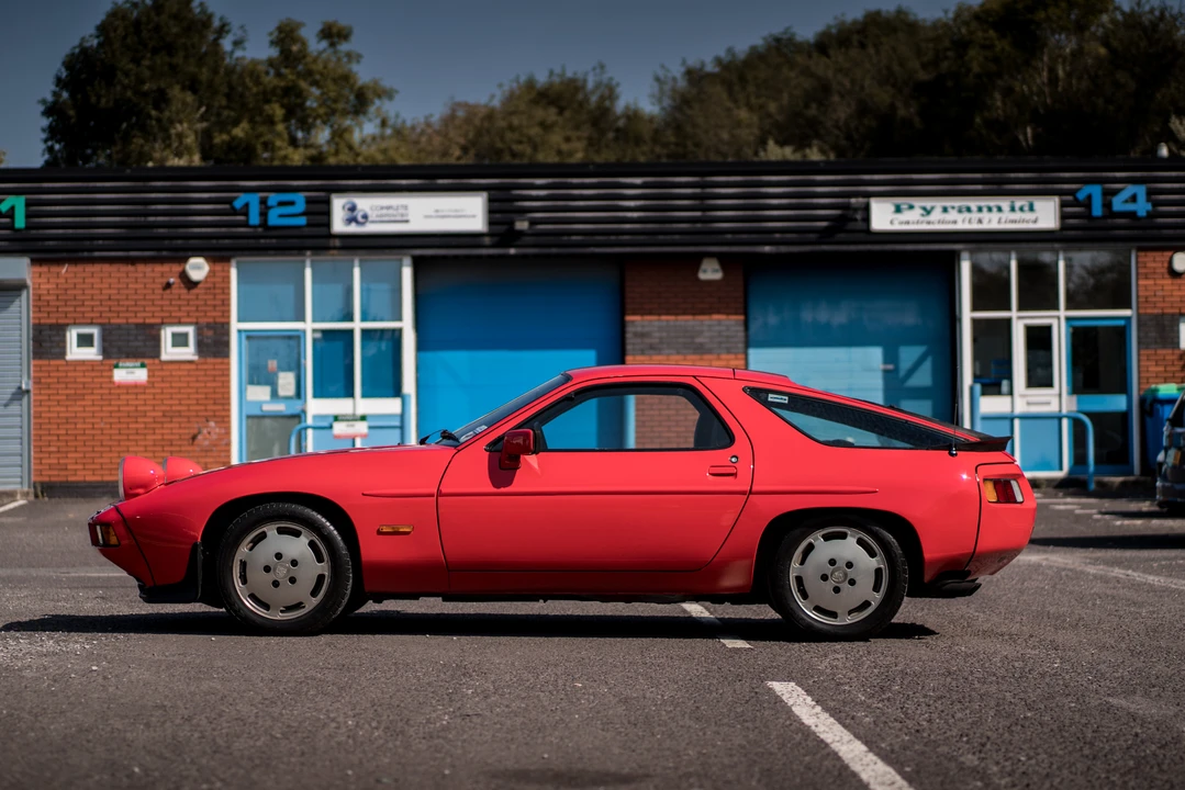 1983 Porsche 928 S - Image 9 of 31