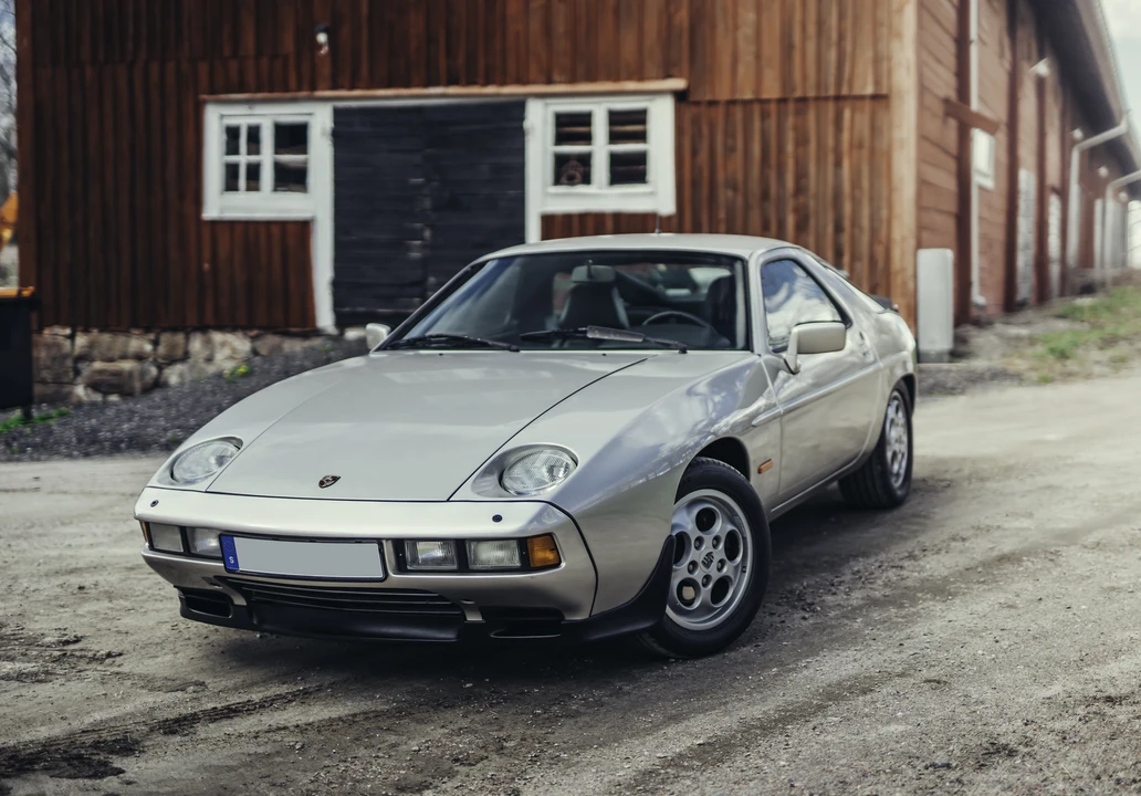 1983 Porsche 928 S - Image 4 of 31