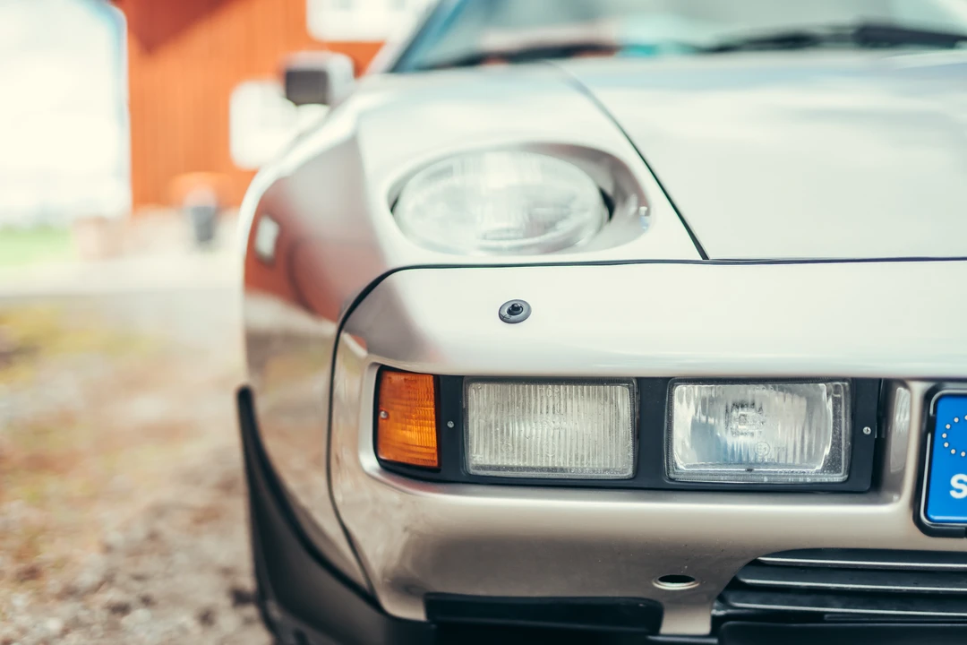 1983 Porsche 928 S - Image 14 of 31