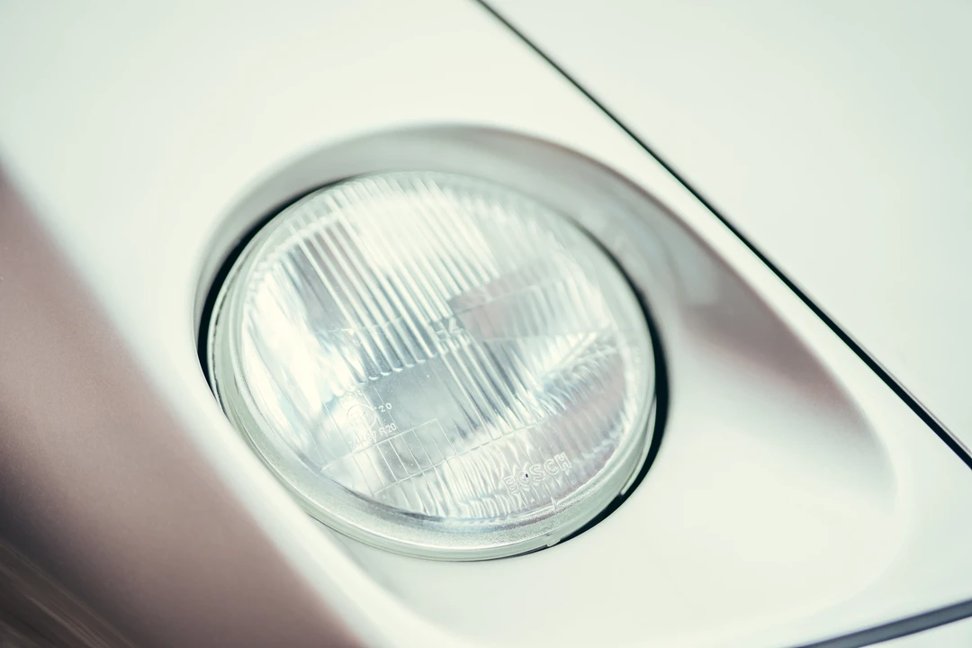 1983 Porsche 928 S - Image 18 of 31