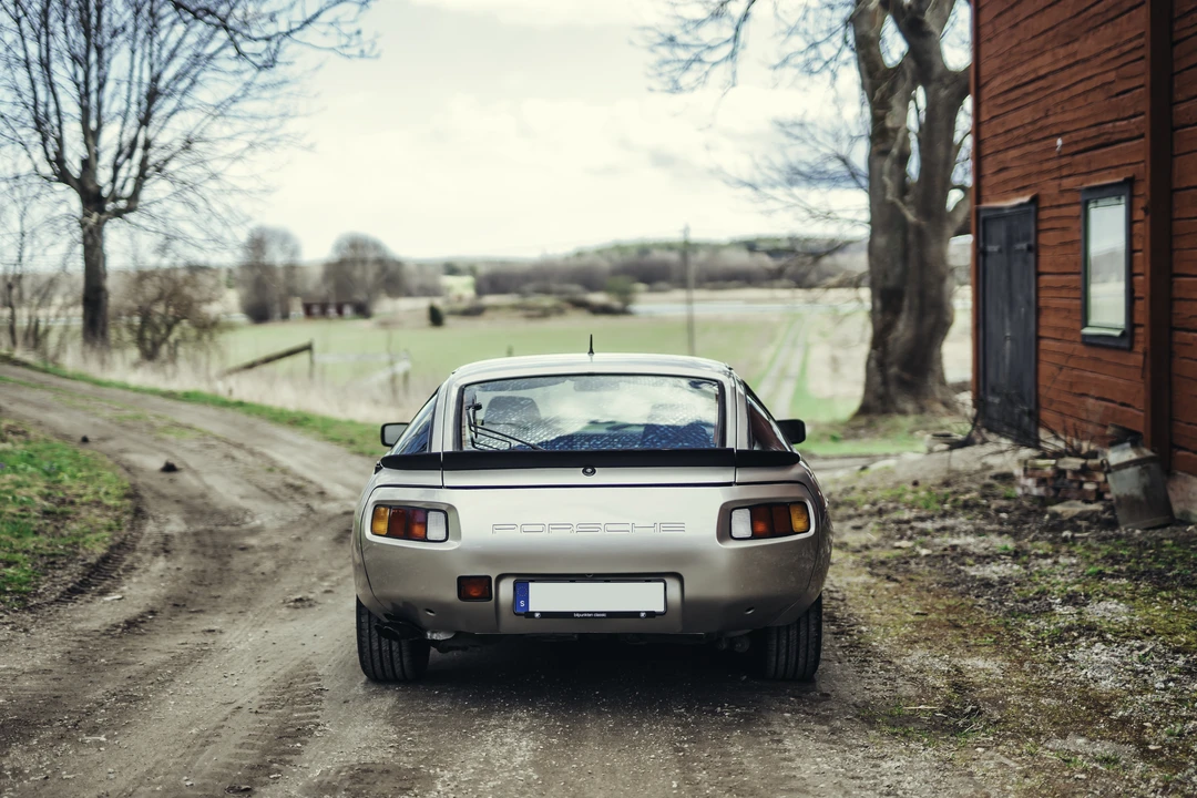 1983 Porsche 928 S - Image 6 of 31